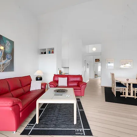 Beautiful First-row With Stunning Panoramic Views Of Cove *