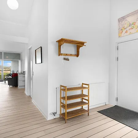 Beautiful First-row With Stunning Panoramic Views Of Cove Feriehus